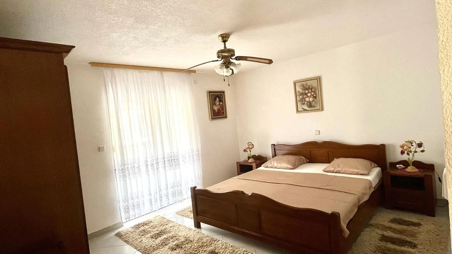 Martino Residences Vir Appartement
